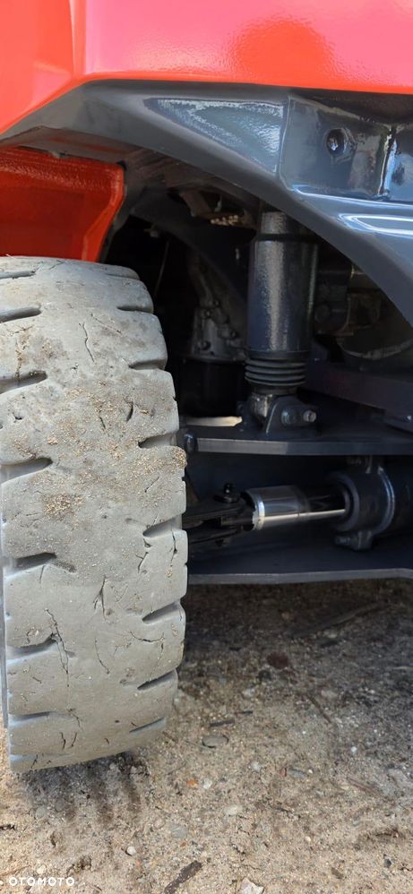 Toyota wózek widłowy TOYOTA 8FGF25 z obrotnicą Bolzoni 360 idealny stan jak NOWY - 7