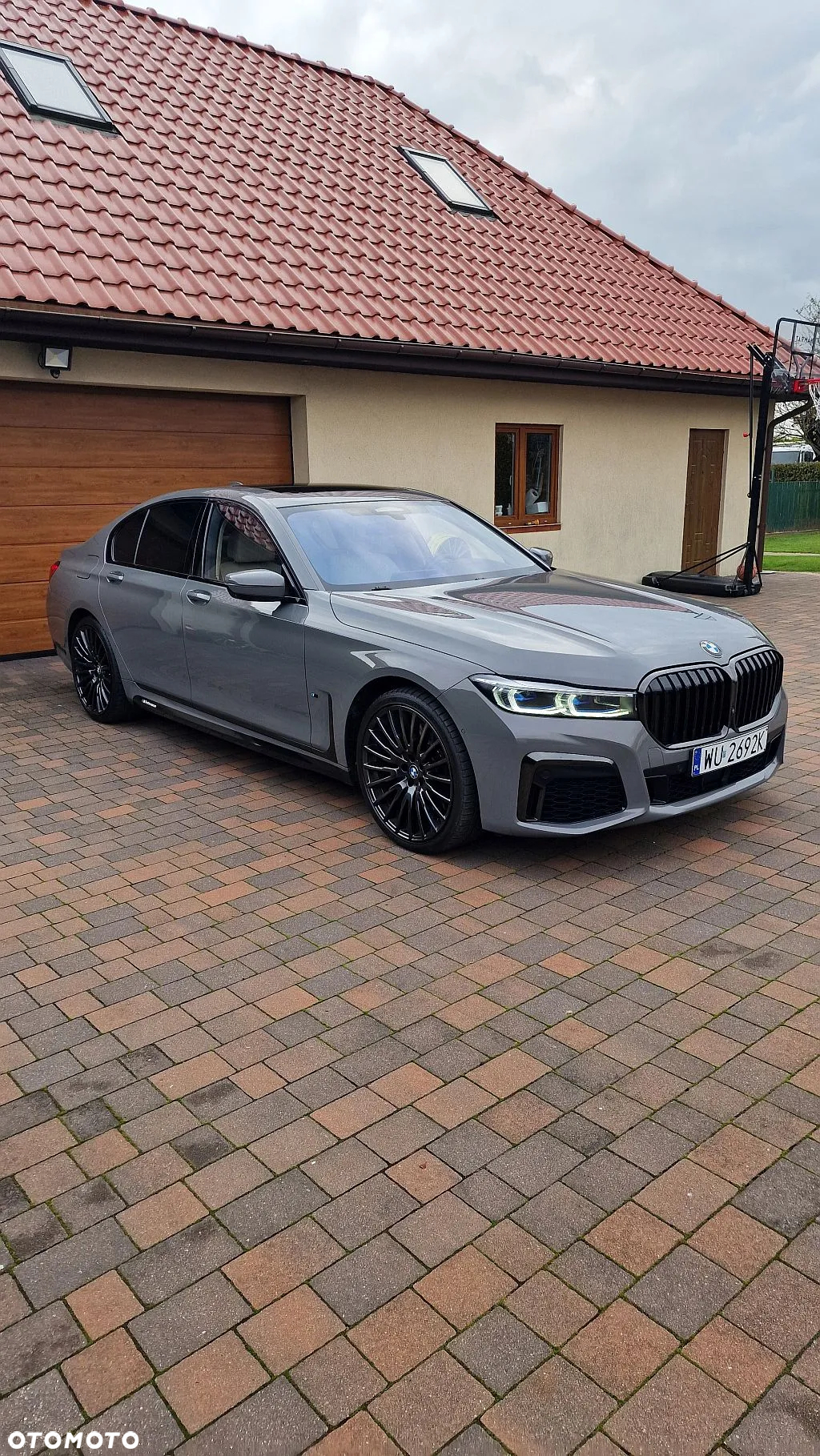 BMW Seria 7 750i xDrive sport - 16