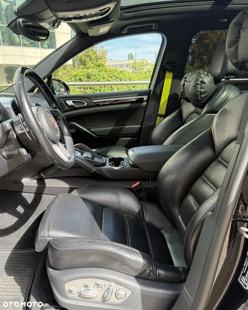 Porsche Cayenne S Tiptronic S - 9