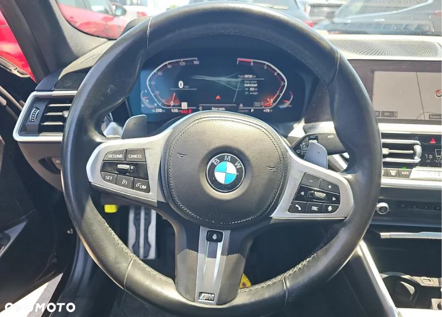 BMW Seria 3 330i xDrive M Sport - 8