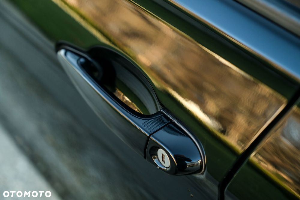 BMW Seria 3 320d Sport Line Shadow - 6