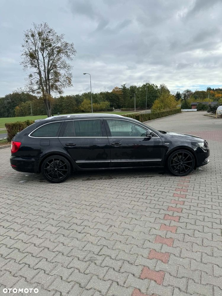 Skoda Superb 2014 photo 5