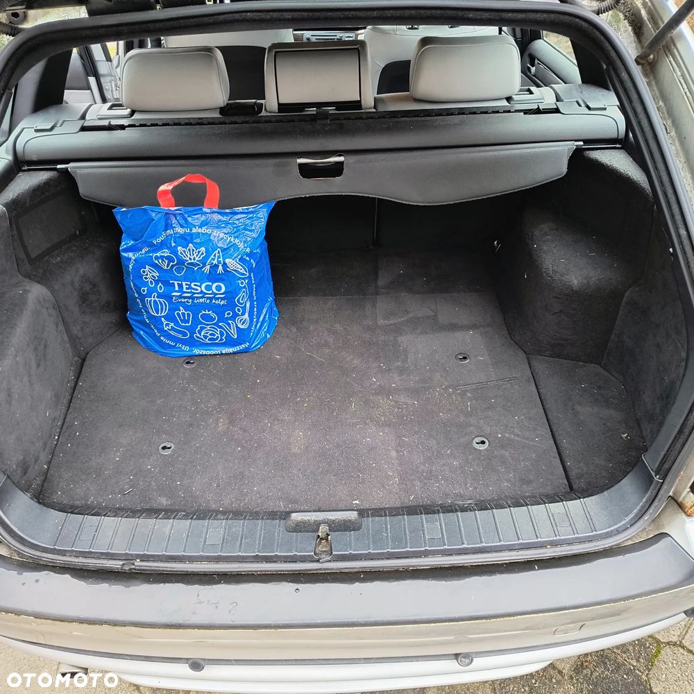 BMW Seria 3 318i - 13