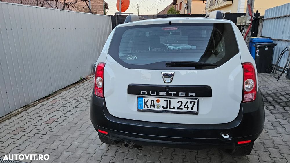 Dacia Duster 1.6 4x2 Laureate - 5