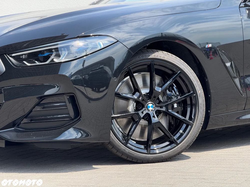 BMW Seria 8 - 4