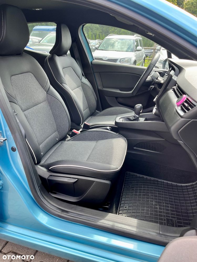 Renault Clio - 9