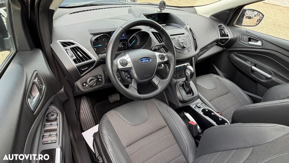 Ford Kuga 2.0 TDCi 4WD Powershift Titanium - 21