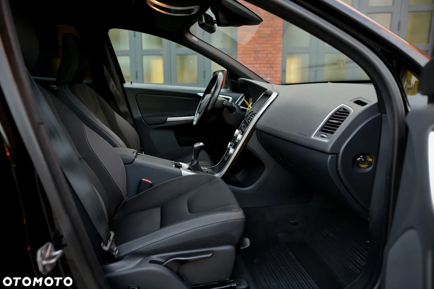 Volvo XC 60 D4 Drive-E Summum - 23