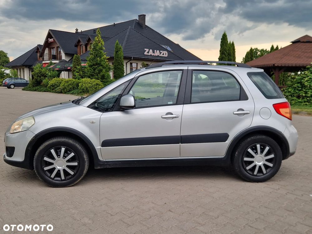 Suzuki SX4 - 4
