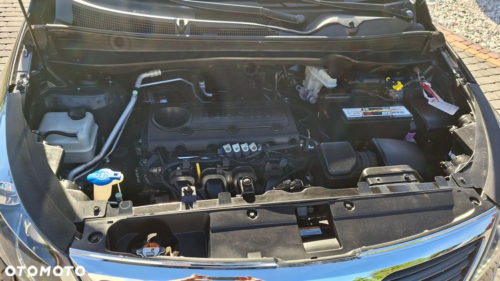 Kia Sportage 2.0 CVVT 4WD Vision - 26