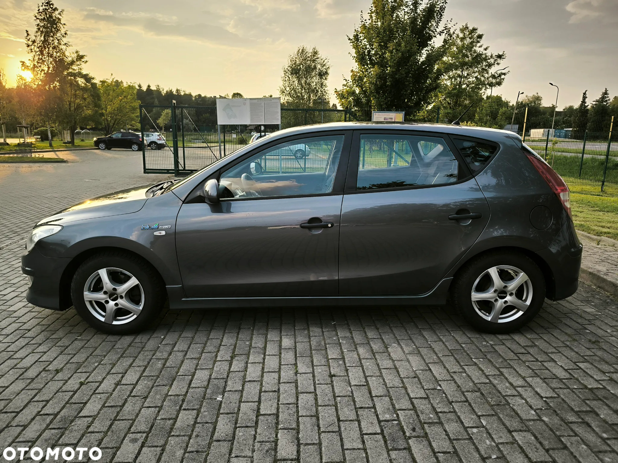Hyundai i30 1.4 FIFA WM Edition - 28