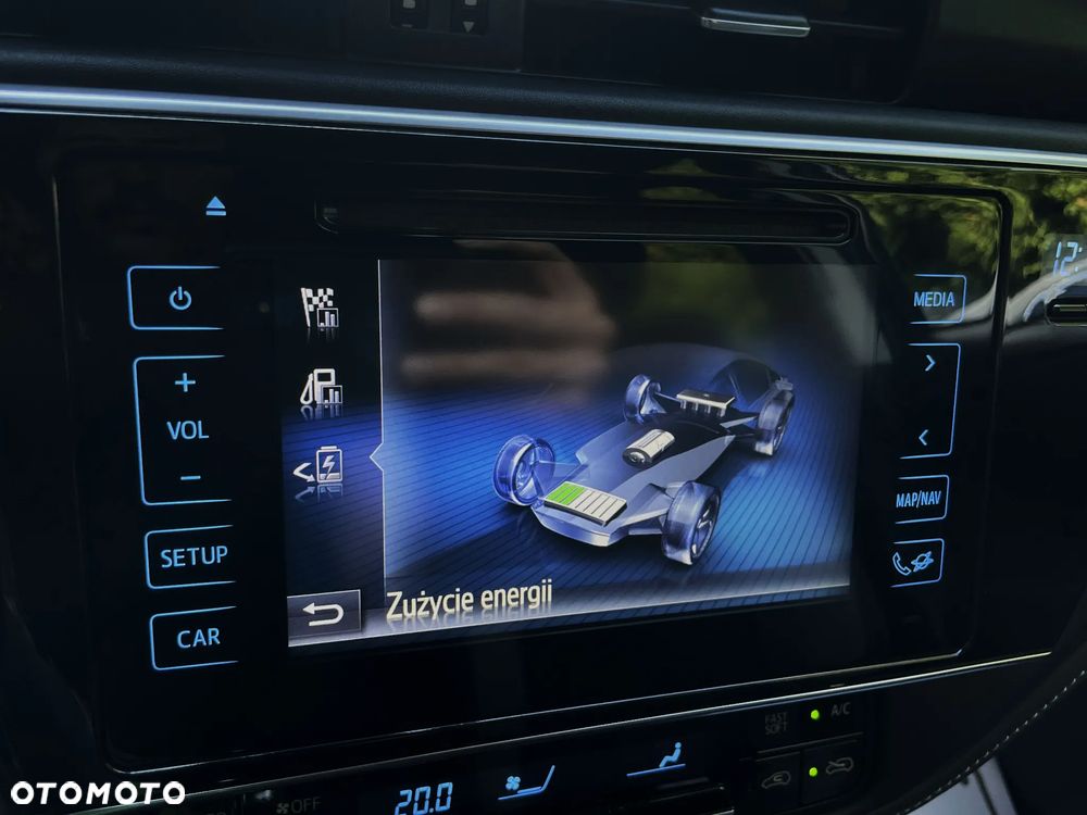 Toyota Auris Hybrid 135 Prestige - 26