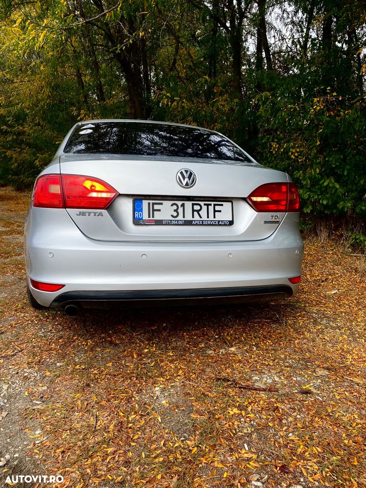 Volkswagen Jetta 2011 photo 4