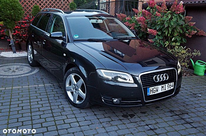 Audi A4 Avant 2.0 T FSI quattro tiptronic - 12