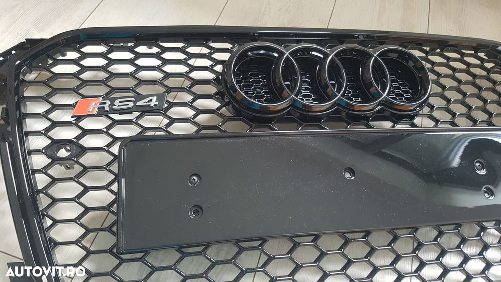 Grila-Fagure-RS4-Look-Audi-A4-B8.5-2012-2016-Negru-Lucios-Premium-Noua - 9