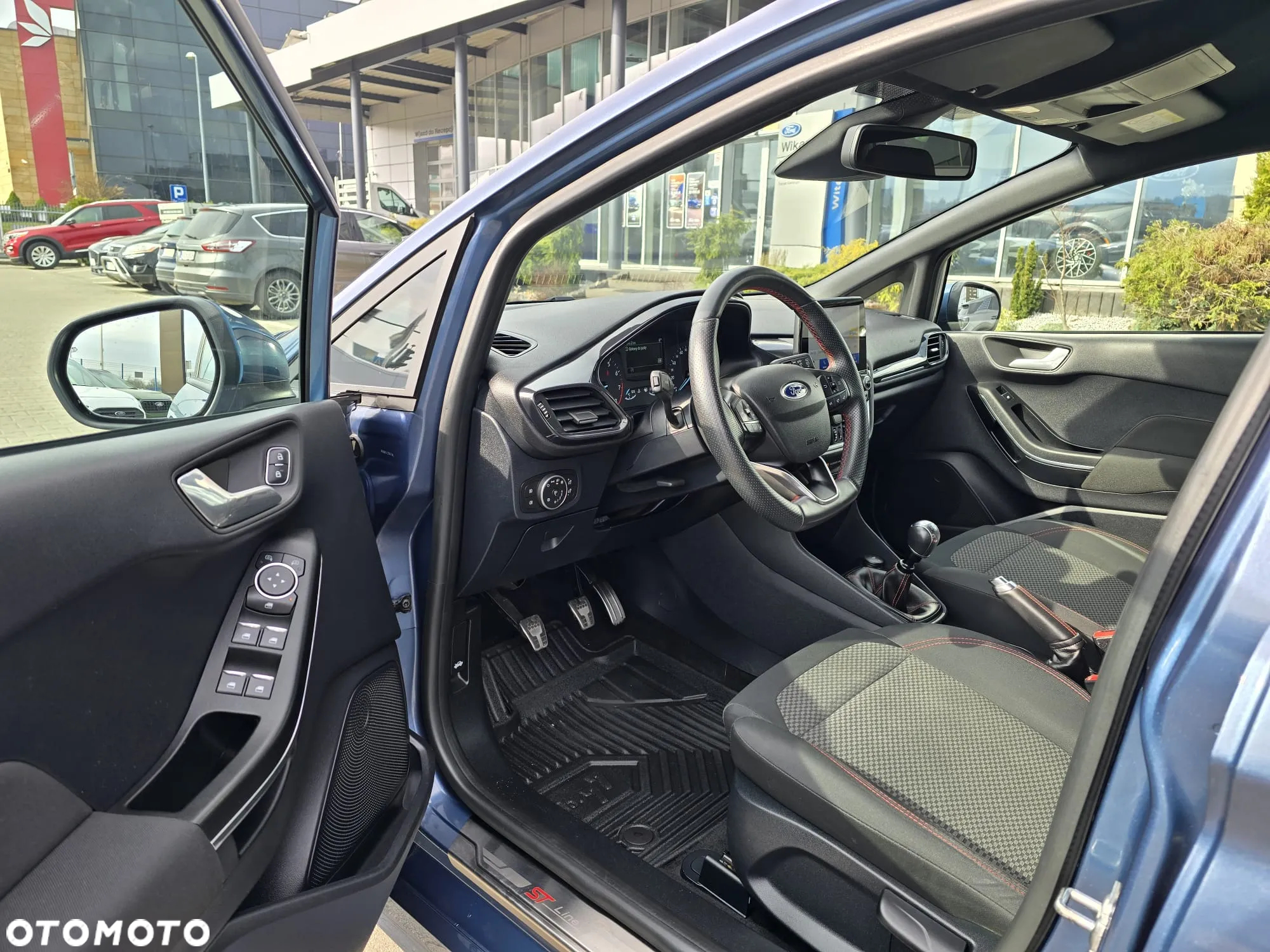 Ford Fiesta 1.0 EcoBoost S&S ST-LINE - 12