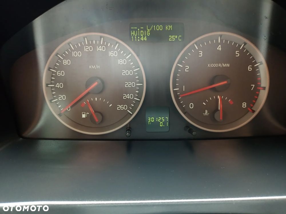 Volvo S40 1.8 - 10
