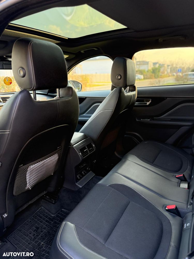 Jaguar F-Pace 30d AWD R-Sport - 12