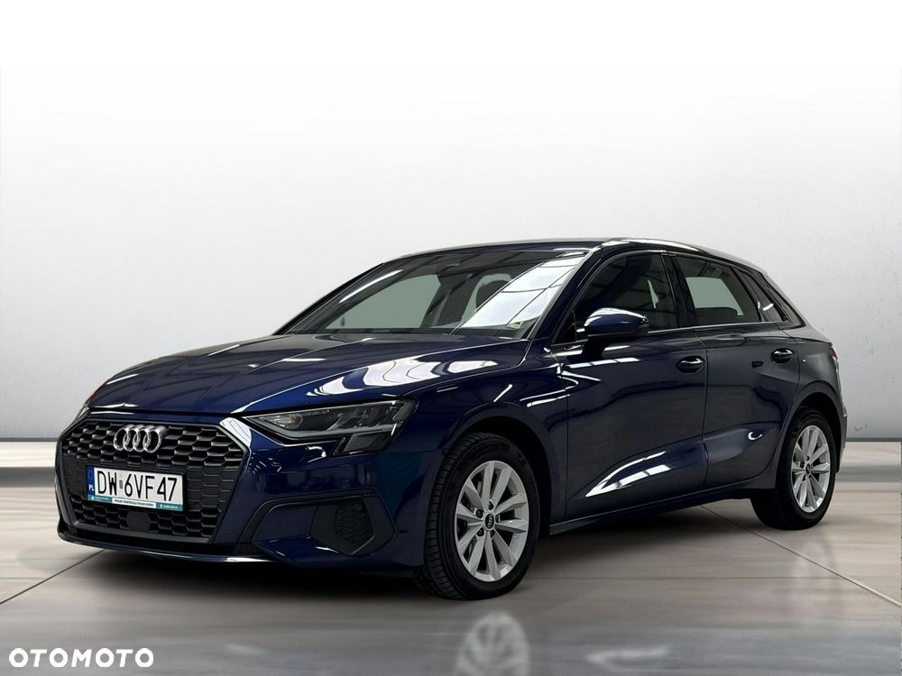 Audi A3 Sportback - 2