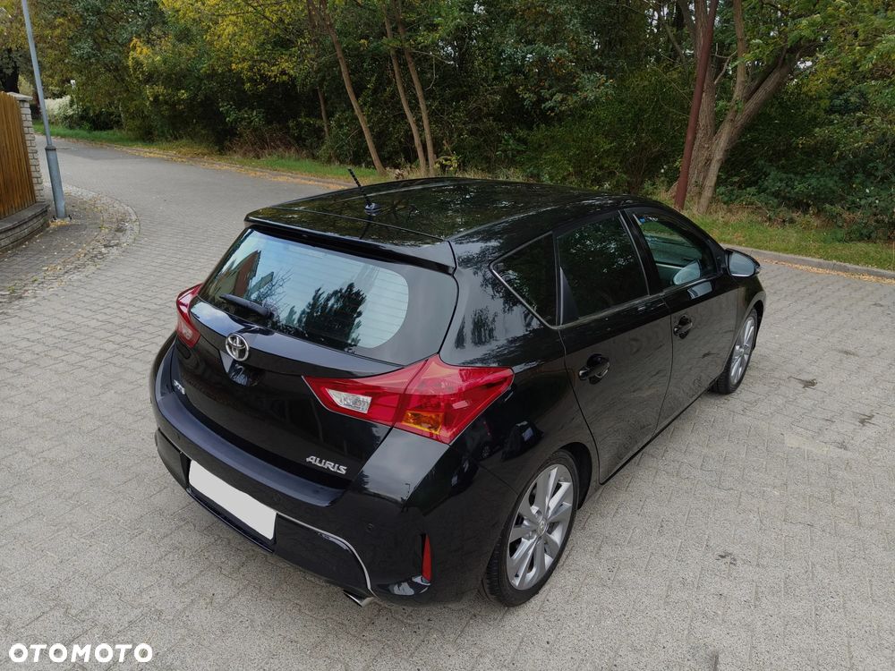 Toyota Auris 1.6 Prestige MM - 11