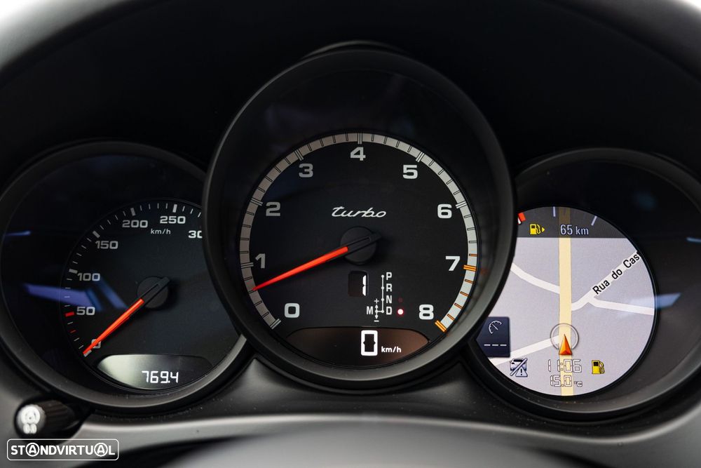 Porsche Macan Turbo - 50