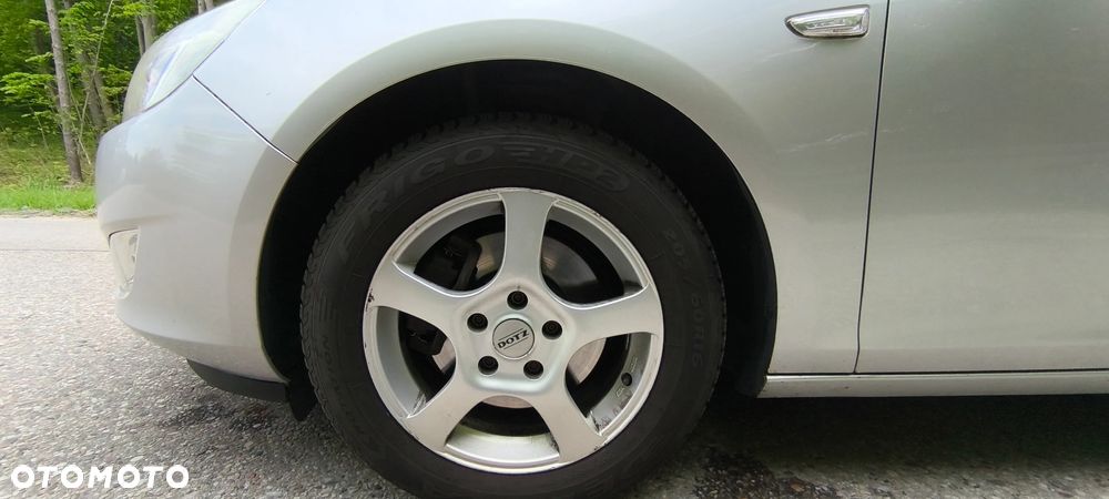 Opel Astra 1.7 CDTI - 11