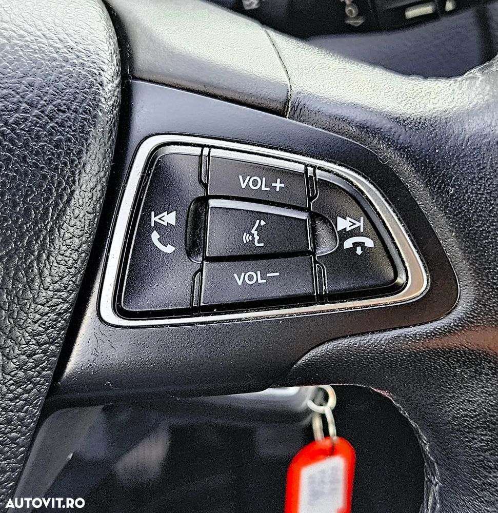 Ford Focus - 18