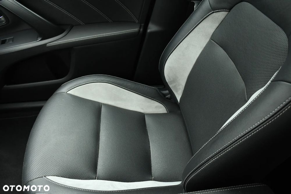 Toyota Avensis 2.0 D-4D Active Business - 10