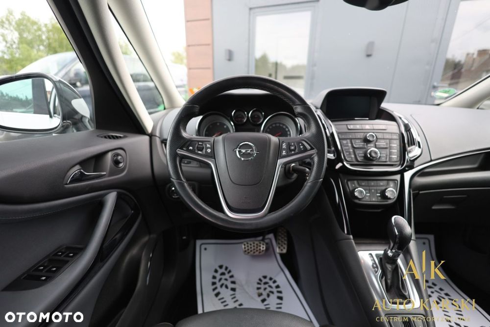Opel Zafira - 8