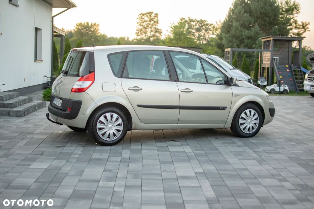 Renault Scenic - 13