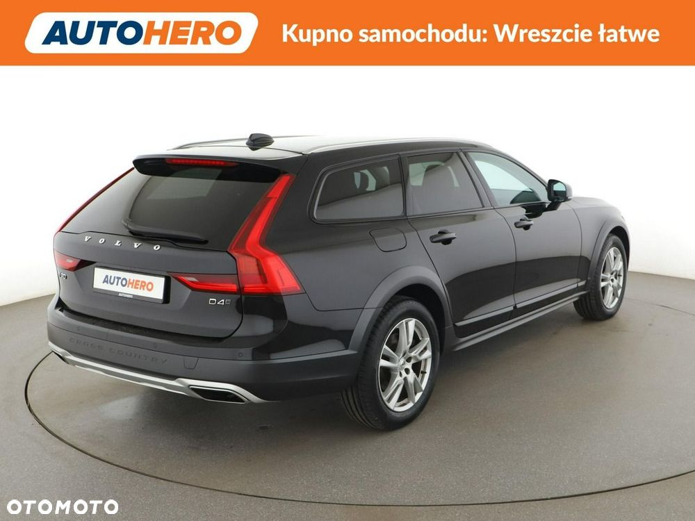 Volvo V90 Cross Country D4 AWD - 8