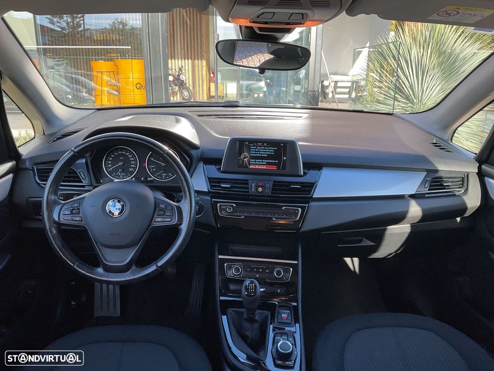 BMW 216 Active Tourer d - 33