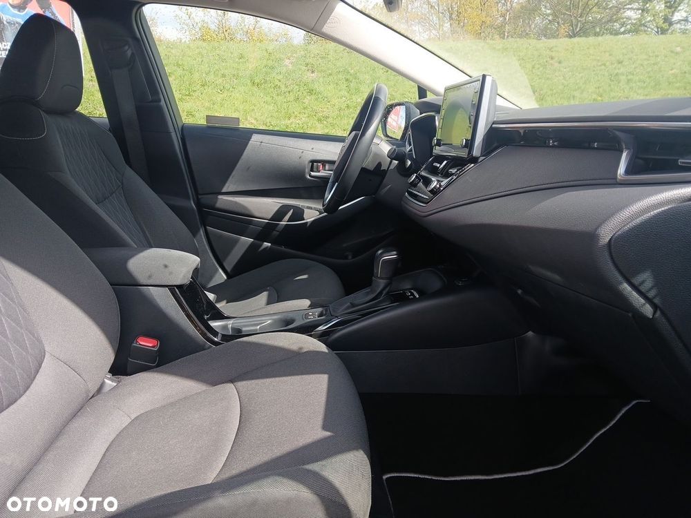 Toyota Corolla 1.8 Hybrid Comfort - 10
