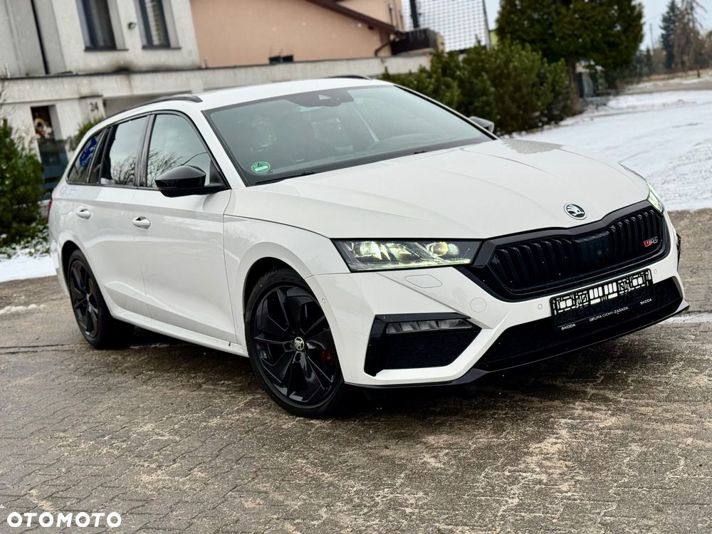 Skoda Octavia 2.0 TDI DSG RS - 3