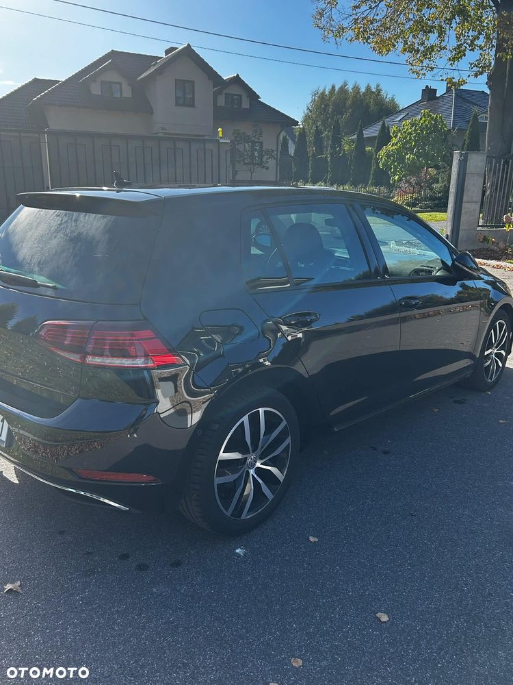 Volkswagen Golf - 4