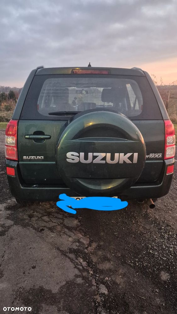 Suzuki Grand Vitara 2.0 Comfort + - 13