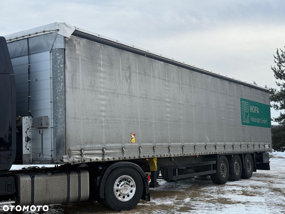 Schmitz Cargobull Schmitz Cargobull 2017 Celna zamknięcia firanka plandeka malo uzywana bogato wyposazona dwie osie - 2