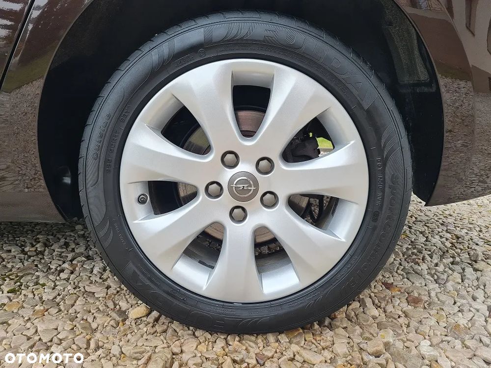 Opel Zafira Tourer 1.4 Turbo Active - 32