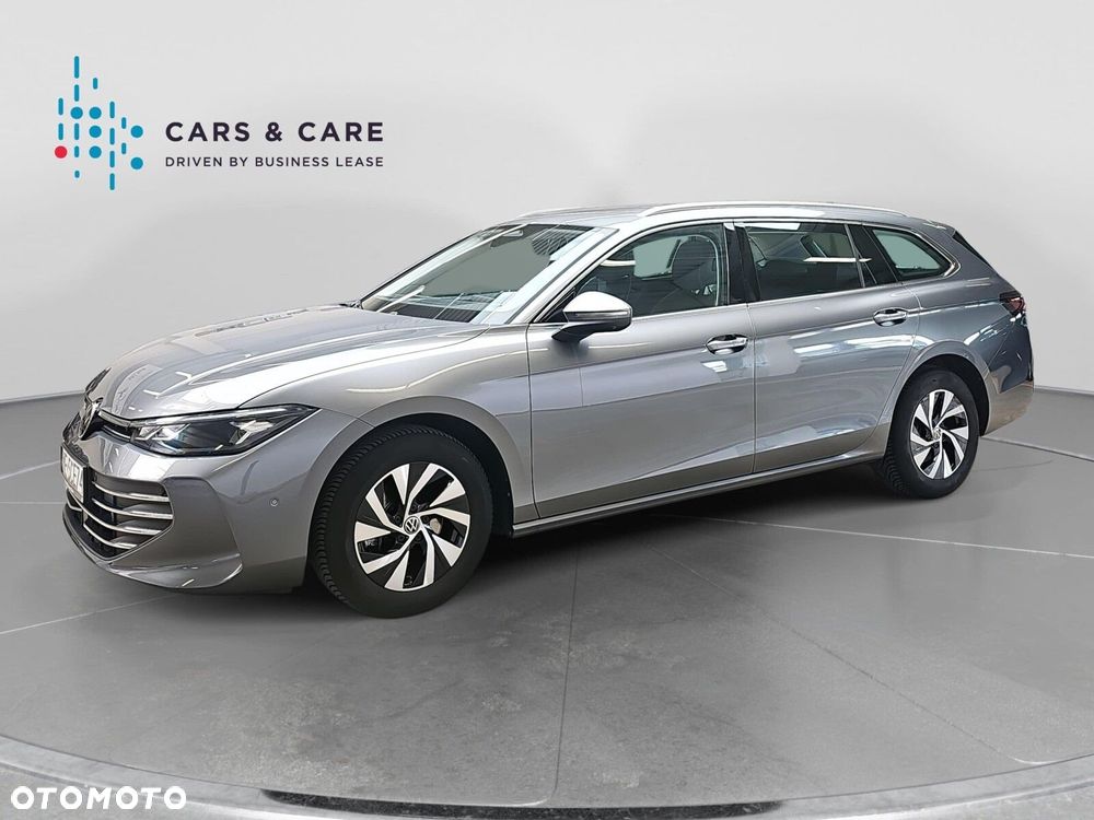 Volkswagen Passat - 32