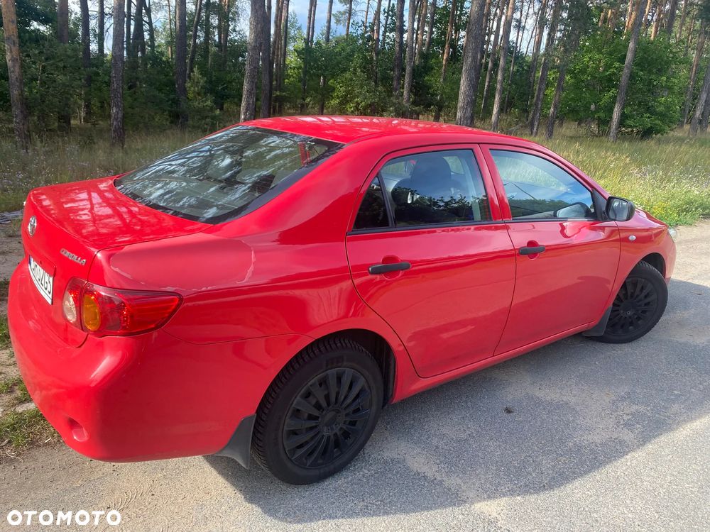 Toyota Corolla 1.6 2010 - 9