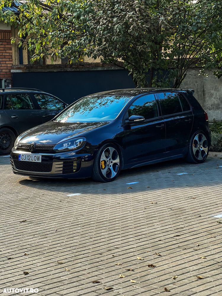 Volkswagen Golf - 12