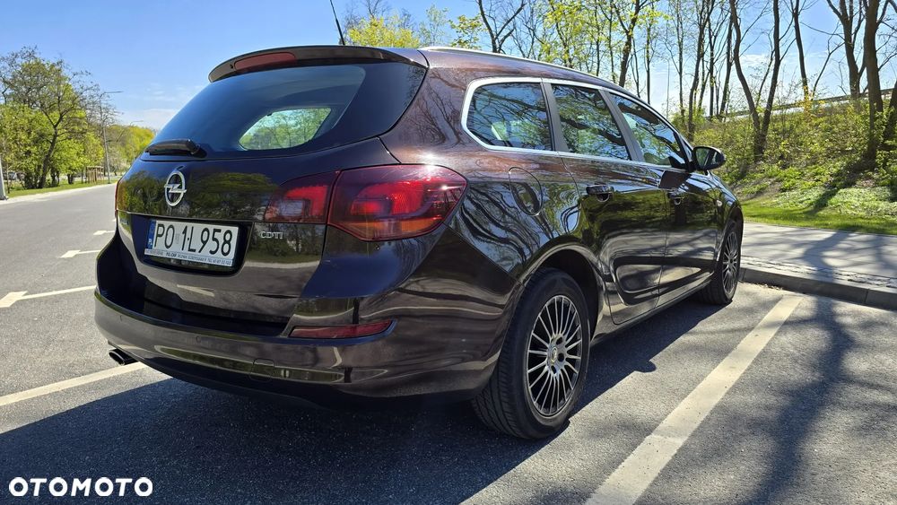 Opel Astra 2.0 CDTI Cosmo - 6