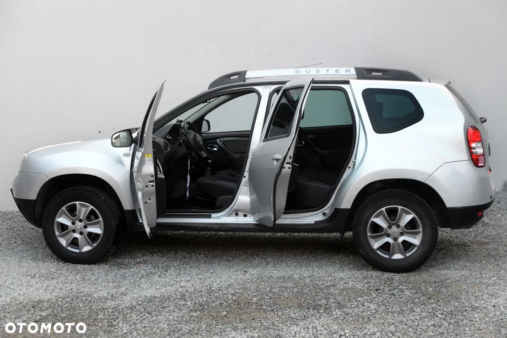 Dacia Duster 1.6 SCe Outdoor S&S - 24