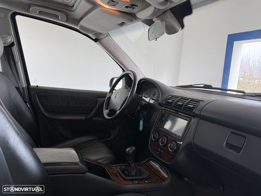 Mercedes-Benz ML 270 CDI - 11