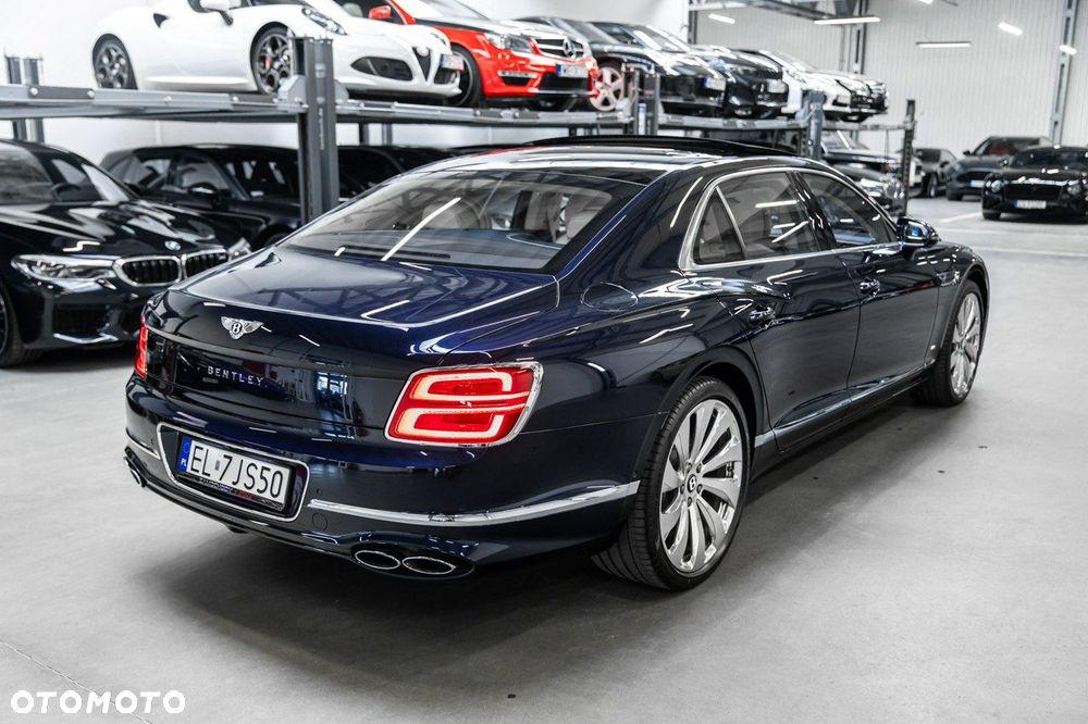 Bentley Flying Spur - 13