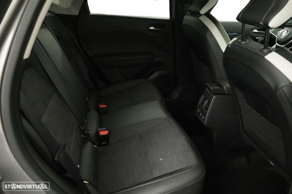 Renault Captur 1.0 TCe Techno Bi-Fuel - 24