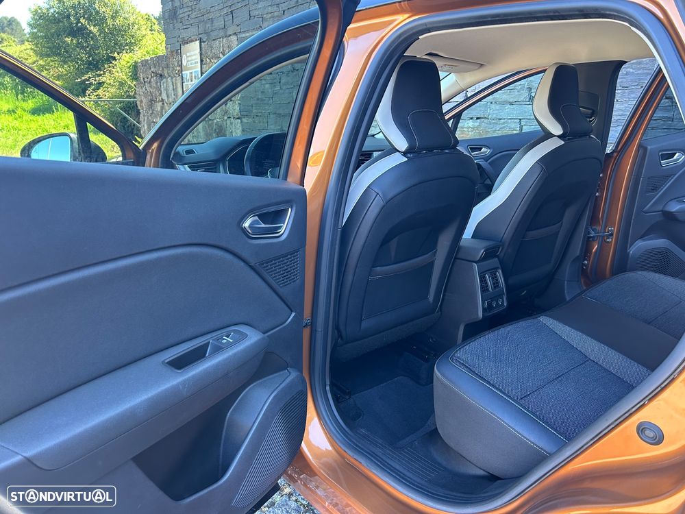 Renault Captur 1.3 TCe Exclusive - 11