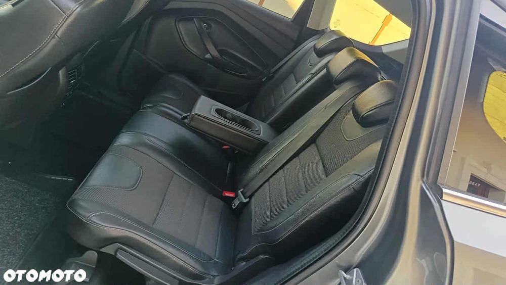 Ford Kuga 2.0 TDCi 4x4 Titanium - 7