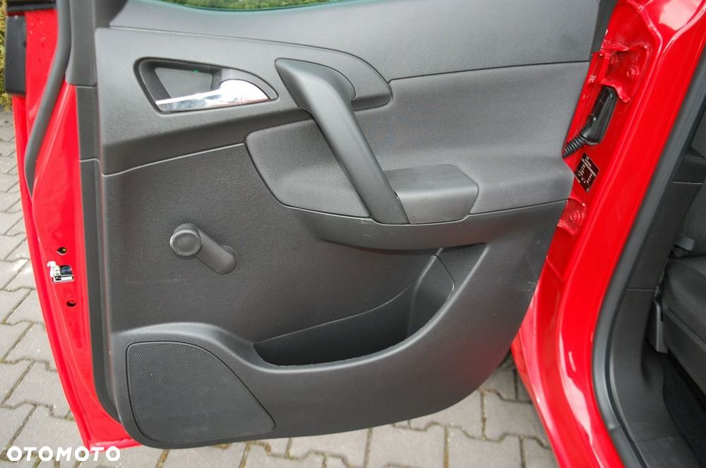 Opel Meriva - 31