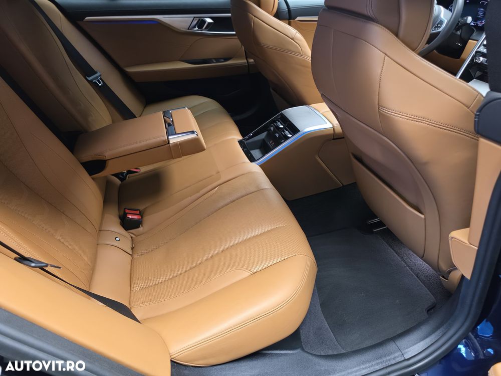 BMW Seria 8 840d xDrive - 33